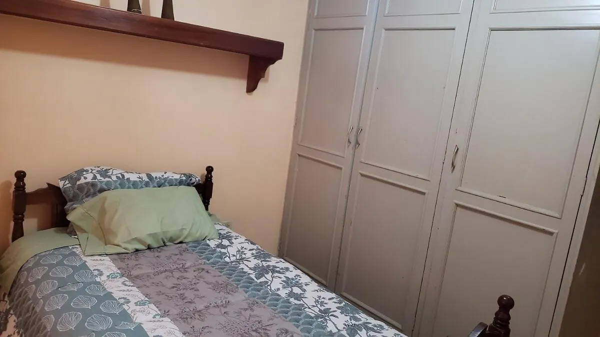 קואנקה A Beautiful 3 Bedroom Apartment 0*,  אקוודור