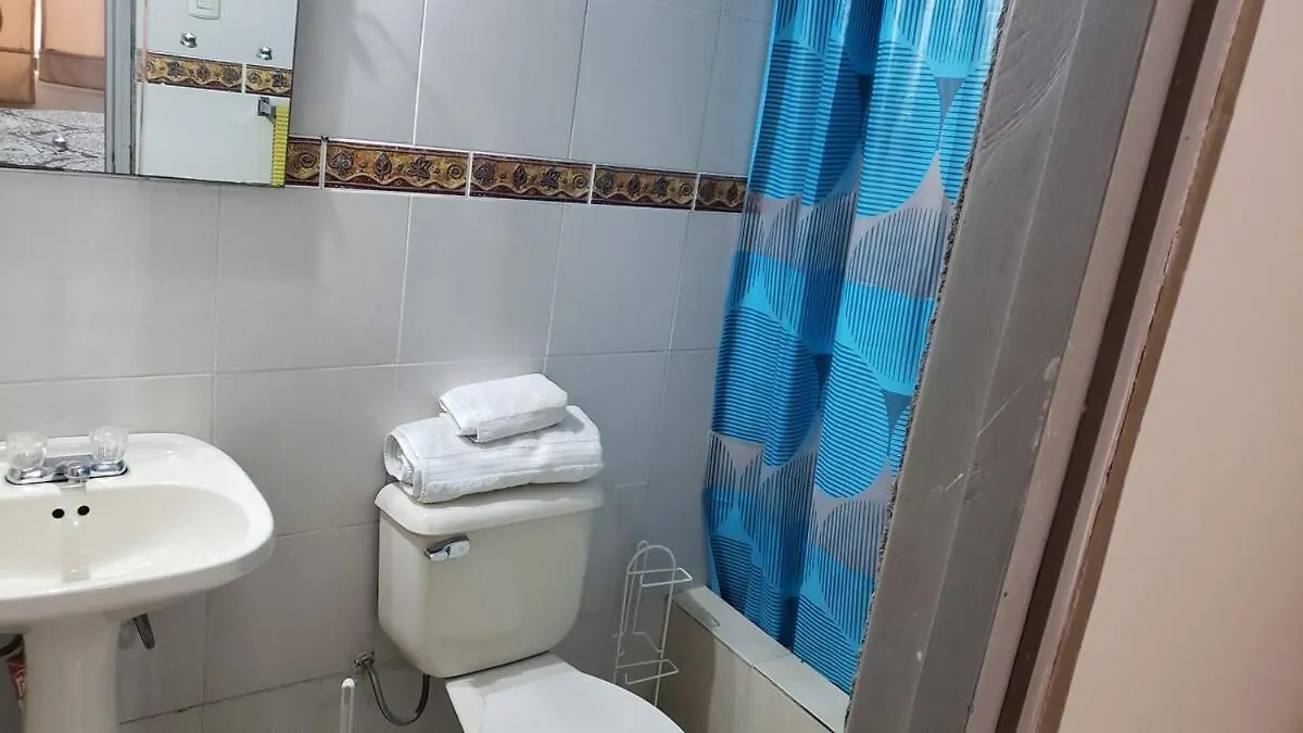 קואנקה A Beautiful 3 Bedroom Apartment 0*,  אקוודור