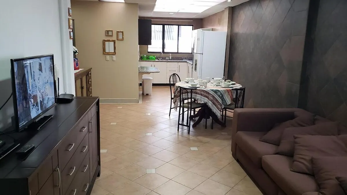 קואנקה A Beautiful 3 Bedroom Apartment